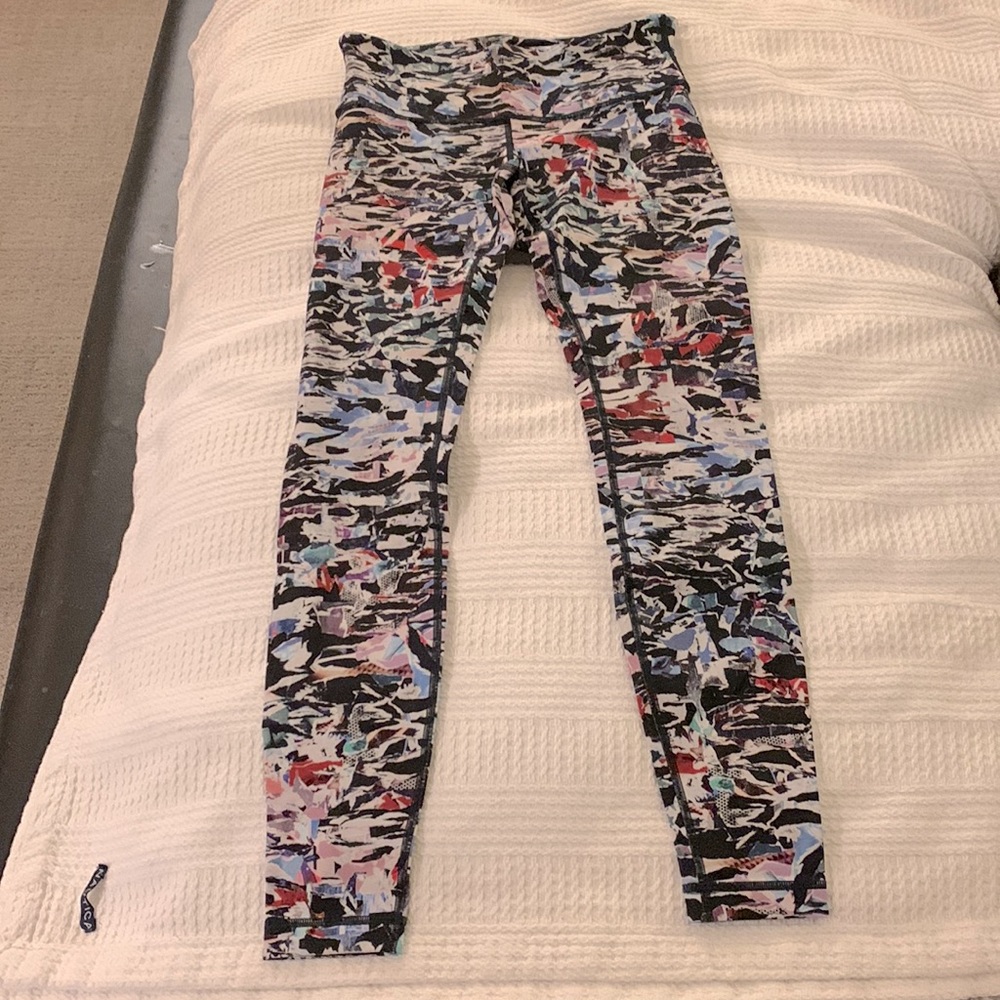 Multi colored wunder under leggings